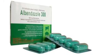 Албендазол